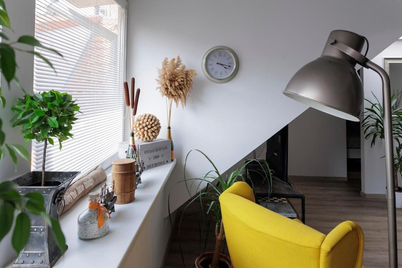 Vip Apartment In Old Town With Free Parking Bratysława Zewnętrze zdjęcie